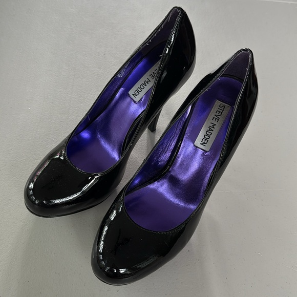 Steve Madden Trinitie Patent Leather Pump - Picture 1 of 14